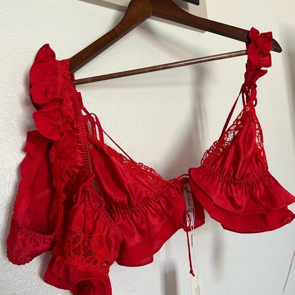 For love and lemons butterfly lace red lingerie set - Picture 3 of 13